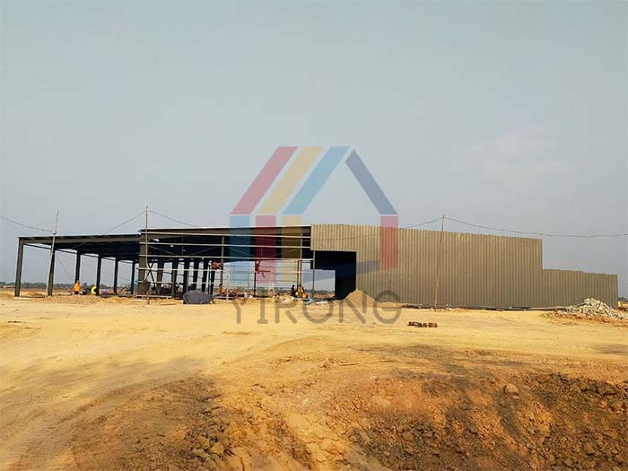 large-span steel warehouse construction