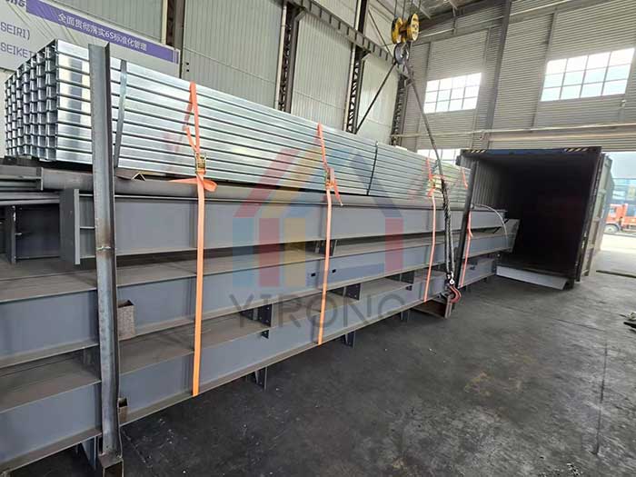 steel warehouse structures packaged